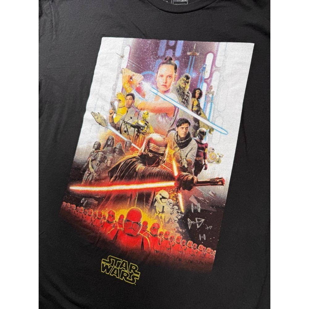 Star Wars Force Awakens Movie Cover Regular Fit 2XL Black T-Shirt
